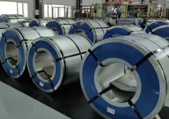 अच्छी कीमत उच्च शक्ति गैर उन्मुख विद्युत इस्पात उच्च संतृप्ति प्रेरण और चिकनी सतह खत्म के साथ ऑनलाइन